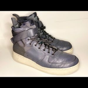 Nike SF Air Force 1 Mid Dark Grey/Light Bon sz 13